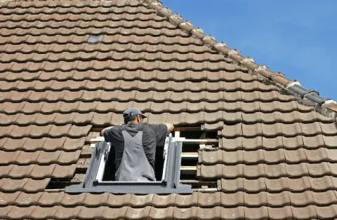 Pose de velux à Vacquiers